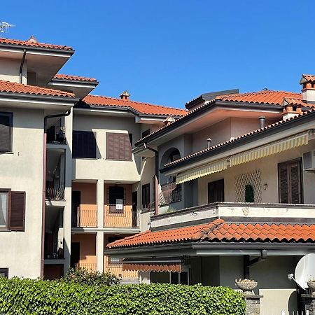 Lovingstresa 2 Brand New Apartment Ngoại thất bức ảnh